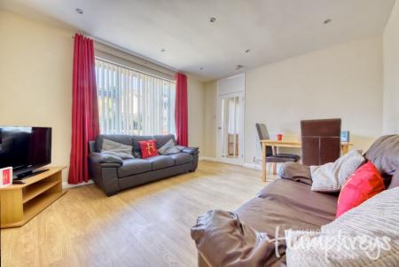 4 bedroom Semi-detached house to let in Sancroft Avenue
