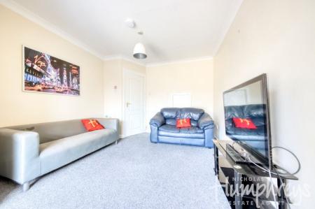5 bedroom Terraced House to let in 4 Bed Student Home - 5 Ulcombe Gardens
