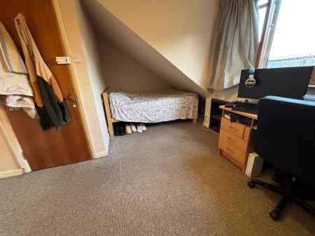 5 bedroom Terraced House to let in 5 Bed Student Home - 9 Regency Place, Canterbury