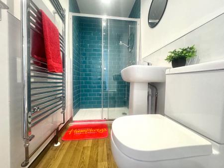 5 bedroom Semi-detached house to let in 5 Bed Student Home - 50 Downs Road, Canterbury