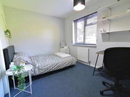 4 bedroom Terraced House to let in 4 Bed Student Home - 3 Hovenden Close, Canterbury