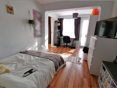 4 bedroom Terraced House to let in 4 Bed Student Home - 3 Hovenden Close, Canterbury