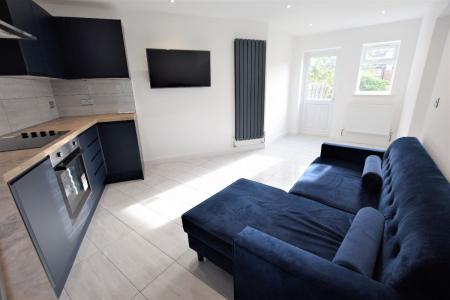 12 Montfort Close, Canterbury