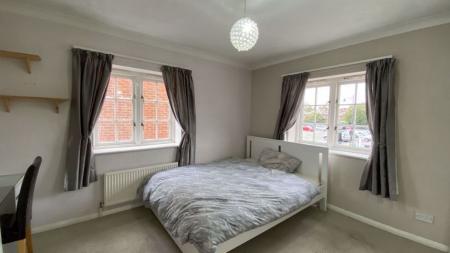 2 bedroom Terraced House to let in Lower Chantry Lane, Canterbury