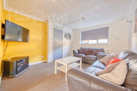 5 bedroom Terraced House to let in 5 Bed Student Home - 30 Regency Place