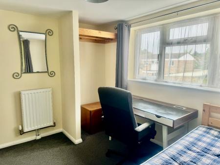 7 bedroom Terraced House to let in 5 Bed Student Home - 43 Downs Road, Canterbury