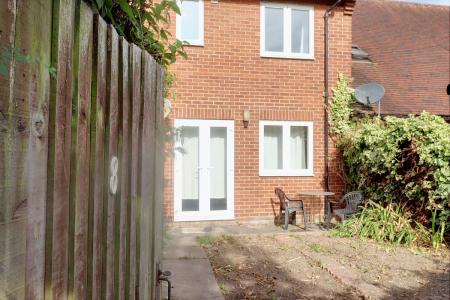 2 bedroom Terraced House to let in Boleyn Court, Lower Chantry Lane, Canterbury