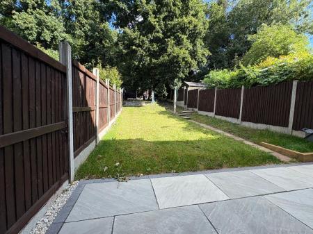 4 bedroom Terraced House to let in Tunstall Road, Canterbury