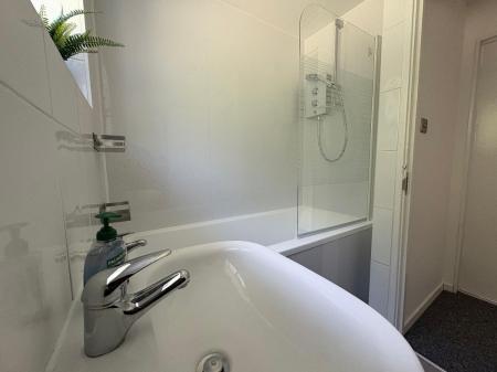 4 bedroom Terraced House to let in Tunstall Road, Canterbury