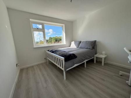 4 bedroom Terraced House to let in Tunstall Road, Canterbury