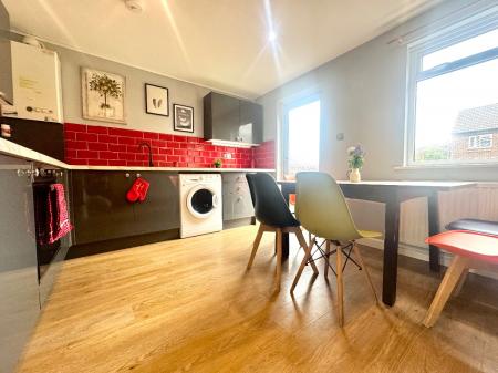 5 Bed Student House - 28 Forrester Close