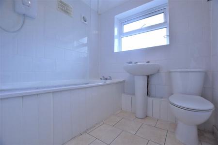 5 bedroom Semi-detached house to let in 5 Bed Student Home - Glenside Avenue