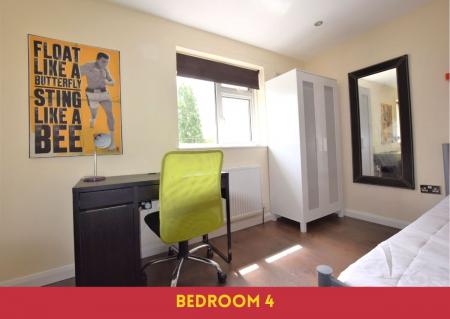 5 bedroom Semi-detached house to let in 5 Bed Student Home - Knight Avenue