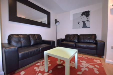 5 bedroom Semi-detached house to let in 5 Bed Student House - 49 Tunstall Road, UKC