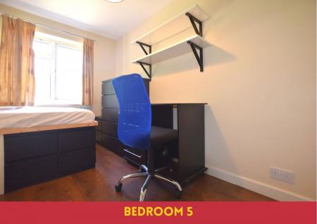 5 bedroom Terraced House to let in 5 Bed Student Home - 27 Godden Road
