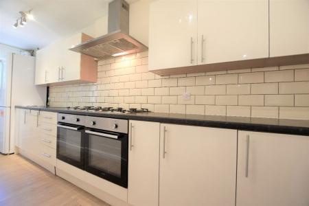 5 Bed Student Home - 27 Godden Road