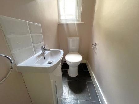 6 bedroom Semi-detached house to let in 6 Bed Student Home - 3 North Holmes Road