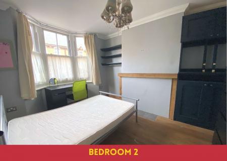 5 bedroom Terraced House to let in Gordon Road