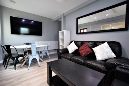 7 bedroom Semi-detached house to let in 20 North Holmes Road, Canterbury