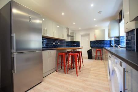 7 bedroom Semi-detached house to let in 20 North Holmes Road, Canterbury