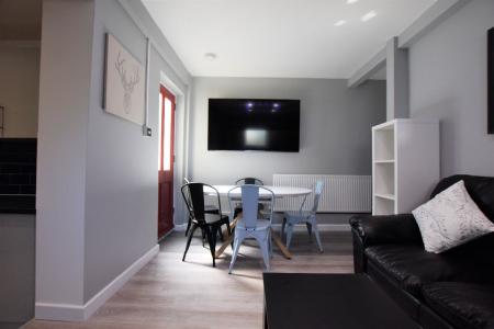 7 bedroom Semi-detached house to let in 20 North Holmes Road, Canterbury