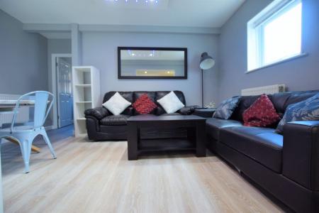 7 bedroom Semi-detached house to let in 20 North Holmes Road, Canterbury