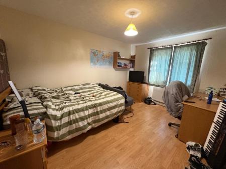 6 bedroom Semi-detached house to let in Cedarview, Canterbury - UKC Location