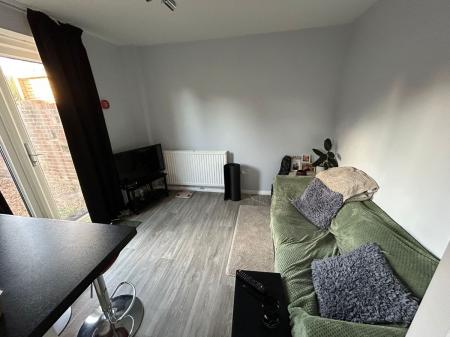 3 bedroom Terraced House to let in Bishops Way, Canterbury