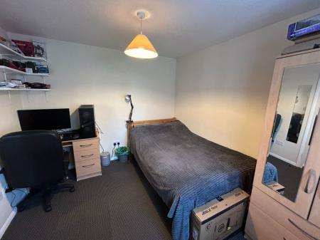 3 bedroom Terraced House to let in Bishops Way, Canterbury