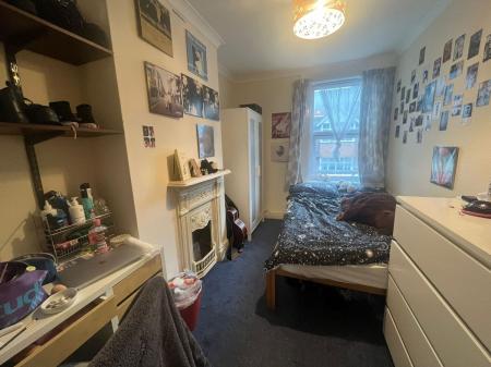 1 bedroom House share to let in St. Martins Road, Canterbury