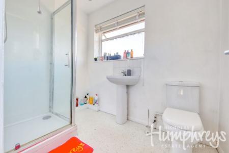 4 bedroom Semi-detached house to let in 3 College Road, Canterbury