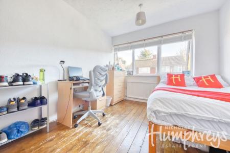 4 bedroom Semi-detached house to let in 3 College Road, Canterbury