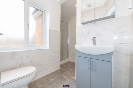 4 bedroom Detached house to let in St Stephens Road, CT2