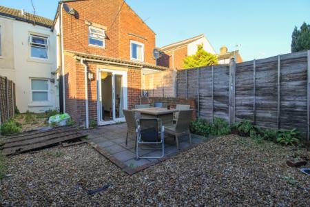 5 bedroom Terraced House to let in Milton Road, The Polygon, Southampton, SO15