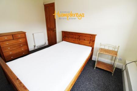 5 bedroom Terraced House to let in Milton Road, The Polygon, Southampton, SO15