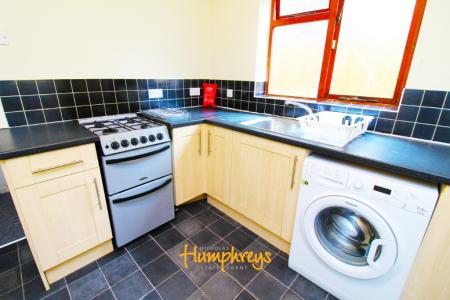 5 bedroom Terraced House to let in Milton Road, The Polygon, Southampton, SO15