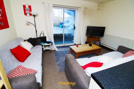 6 bedroom Terraced House to let in Wilton Avenue, The Polygon, Southampton, SO15