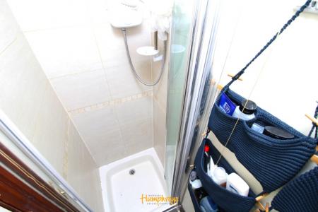 6 bedroom Terraced House to let in Wilton Avenue, The Polygon, Southampton, SO15