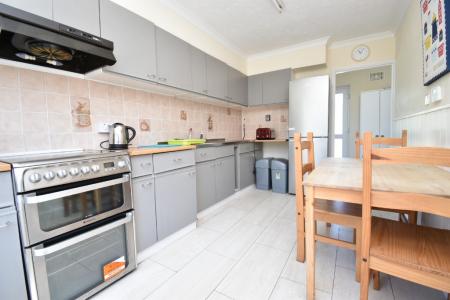 4 bedroom Semi-detached house for sale in Darrell Place, Norwich, NR5