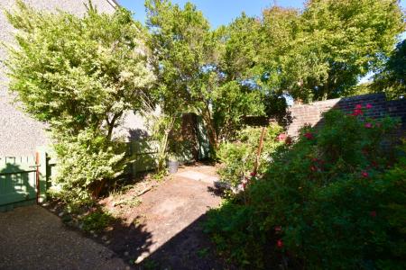 3 bedroom Terraced House for sale in Millcroft, Norwich, NR3