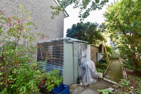 3 bedroom Terraced House for sale in Millcroft, Norwich, NR3