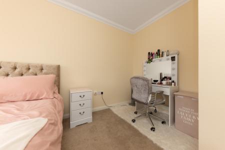 3 bedroom Terraced House for sale in Christopher Way, Norwich, NR12