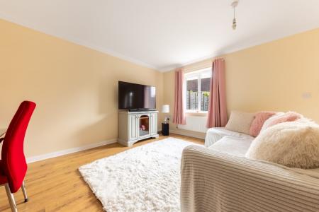 3 bedroom Terraced House for sale in Christopher Way, Norwich, NR12
