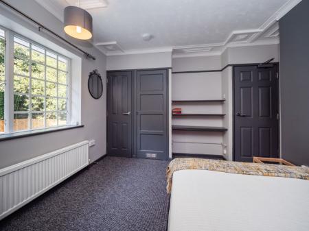 6 bedroom Detached house to let in St Mildreds Road, Earlham, Norwich, NR5