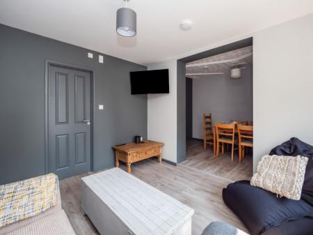 6 bedroom Detached house to let in St Mildreds Road, Earlham, Norwich, NR5