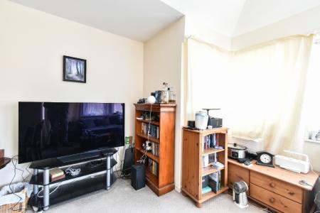 2 bedroom Flat to let in Gladstone Street, Norwich, NR2