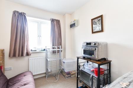 2 bedroom Flat to let in Gladstone Street, Norwich, NR2