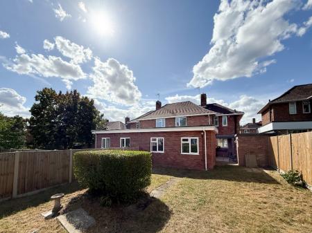 6 bedroom Detached house to let in Savery Close, Norwich, NR5