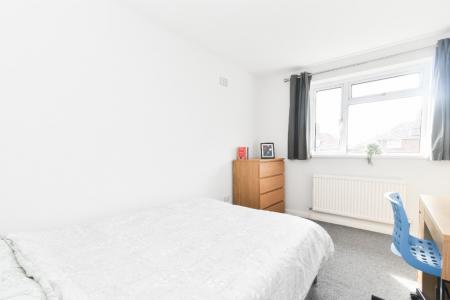 6 bedroom Semi-detached house to let in Savery Close, Norwich, NR5