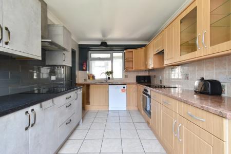 6 bedroom Semi-detached house to let in Buckingham Road, Norwich, NR4